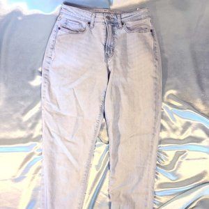 Old Navy Distressed jeans, light wash, size 8 (curvy)